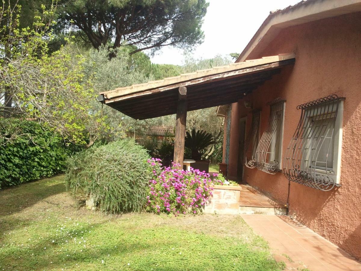 Villetta Nel Verde Vicino Spiaggia Orbetello Exterior foto